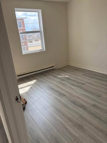 2 bedrooms apartment for rent in Laval — photo 5