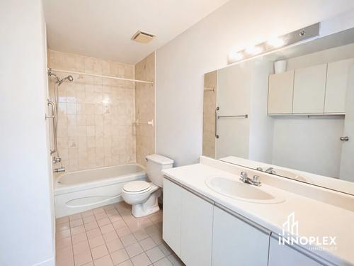 2 bedrooms apartment for rent in Sherbrooke — photo 10