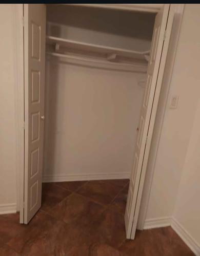 4 bedrooms apartment for rent in Laval — photo 8