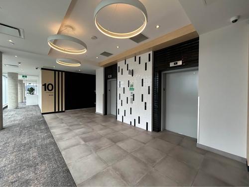 2 bedrooms apartment for rent in Laval — photo 10