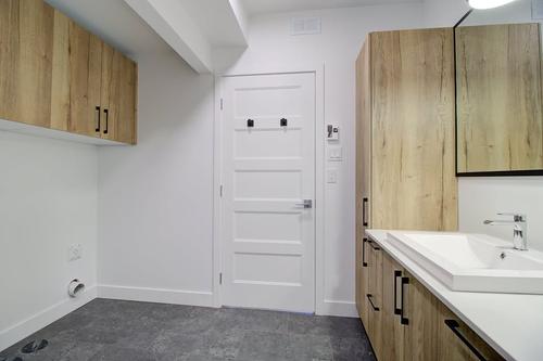 2 bedrooms apartment for rent in Laval — photo 18