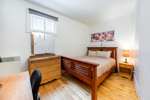 4 bedrooms apartment for rent in Montreal - Le Plateau-Mont-Royal — photo 13