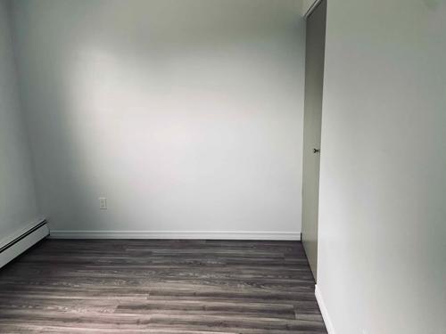 2 bedrooms apartment for rent in Sherbrooke — photo 2