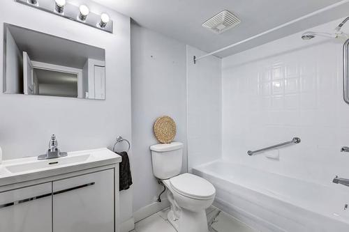 2 bedrooms apartment for rent in Laval — photo 15