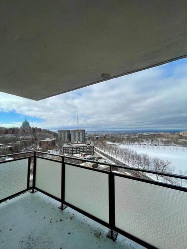 Studio for rent in Montreal - Côte-des-Neiges–Notre-Dame-de-Grâce — photo 9