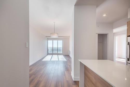 2 bedrooms apartment for rent in Laval — photo 2