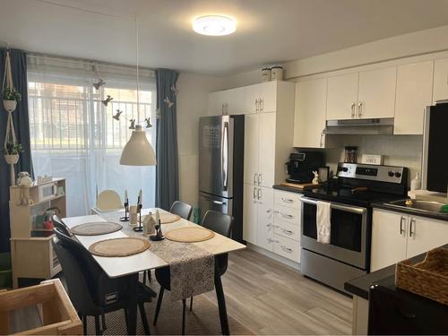 2 bedrooms apartment for rent in Laval — photo 11