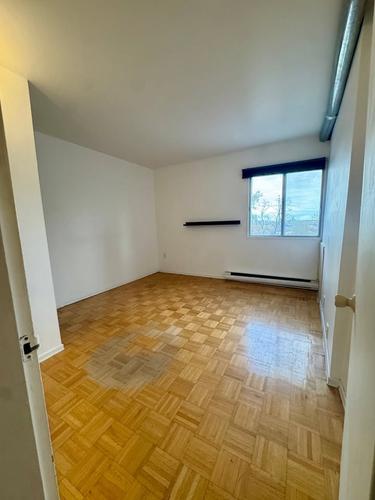 2 bedrooms apartment for rent in Montreal - Ville-Marie — photo 2