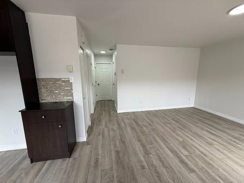 2 bedrooms apartment for rent in Sherbrooke — photo 3