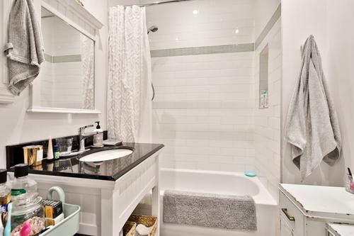 5 bedrooms apartment for rent in Montreal - Ville-Marie — photo 4