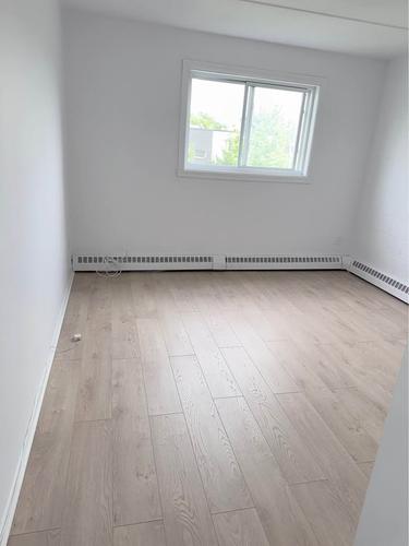 Appartement de 2 chambres à louer à Longueuil — photo 2