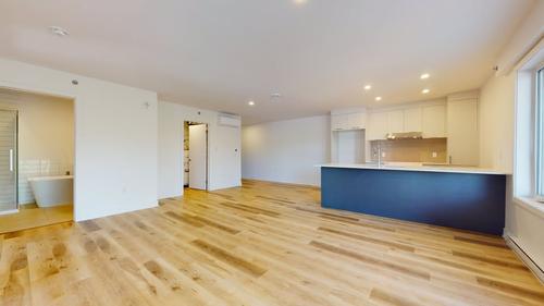 2 bedrooms apartment for rent in Laval — photo 3