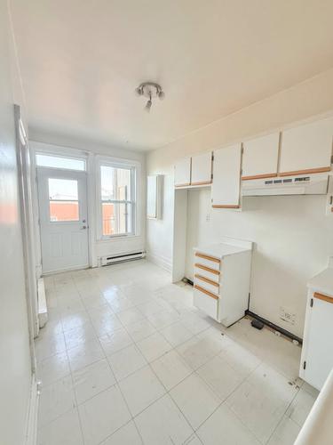 Appartement de 2 chambres à louer à Montreal - Ville-Marie — photo 2