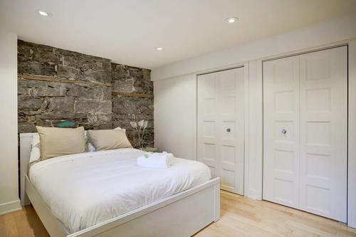 5 bedrooms apartment for rent in Montreal - Le Plateau-Mont-Royal — photo 15