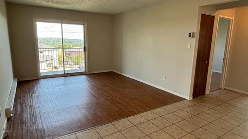 2 bedrooms apartment for rent in Sherbrooke — photo 4