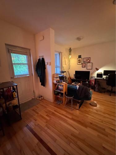Studio à louer à Montreal - Mercier–Hochelaga-Maisonneuve — photo 2