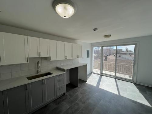 3 bedrooms apartment for rent in Laval — photo 10