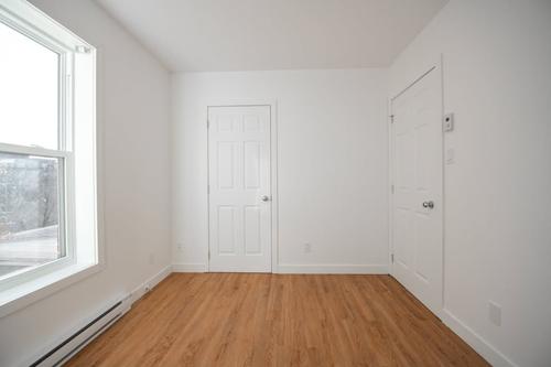 2 bedrooms apartment for rent in Sherbrooke — photo 7