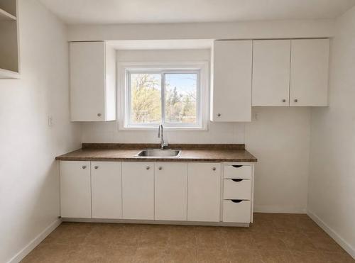 Appartement de 2 chambres à louer à Québec - Sainte-Foy–Sillery–Cap-Rouge — photo 3