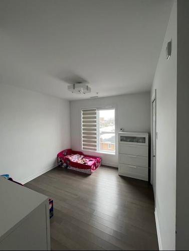 2 bedrooms apartment for rent in Laval — photo 19
