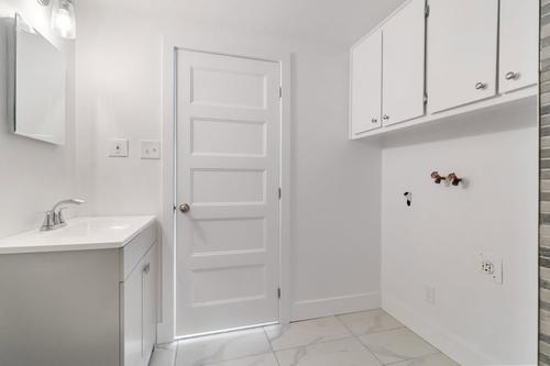 2 bedrooms apartment for rent in Laval — photo 18