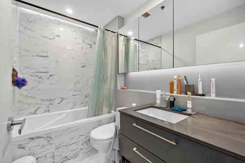 2 bedrooms apartment for rent in Montreal - Ville-Marie — photo 9