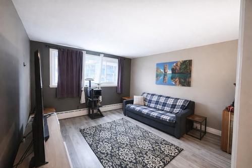 3 bedrooms apartment for rent in Sherbrooke — photo 2