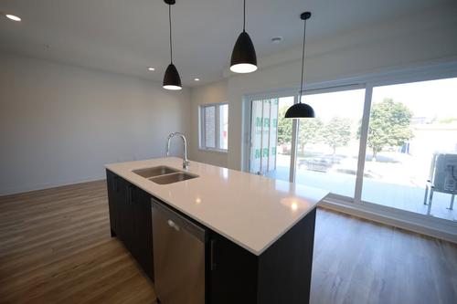 2 bedrooms apartment for rent in Longueuil — photo 4