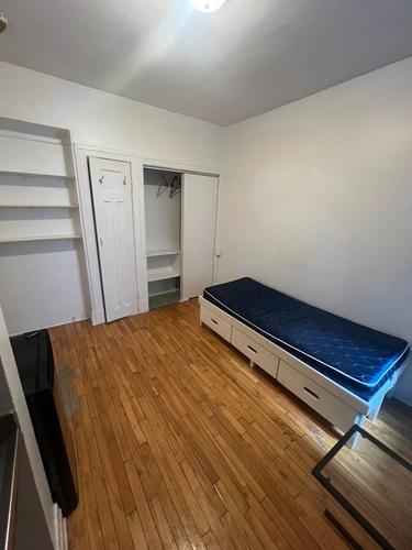 Studio for rent in Montreal - Le Plateau-Mont-Royal — photo 8