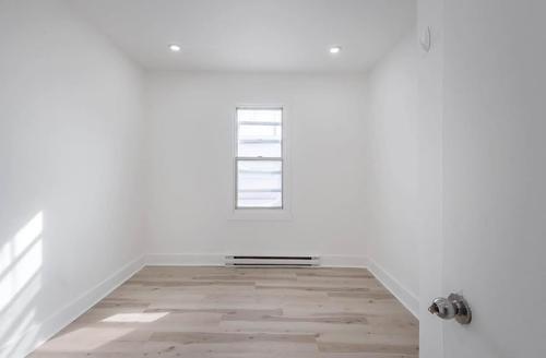 3 bedrooms apartment for rent in Montreal - Ville-Marie — photo 8