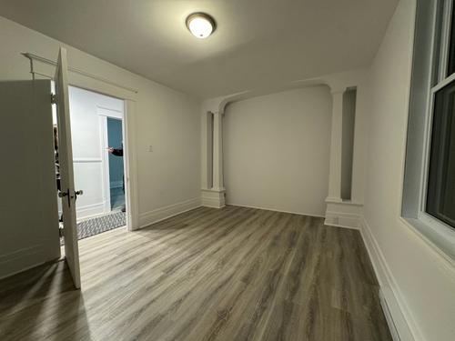 4 bedrooms apartment for rent in Montreal - Ahuntsic-Cartierville — photo 7