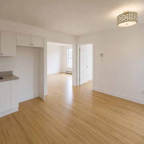 2 bedrooms apartment for rent in Sherbrooke — photo 12