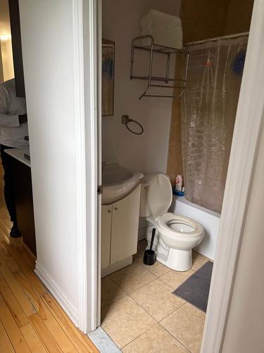 4 bedrooms apartment for rent in Montreal - Le Plateau-Mont-Royal — photo 6