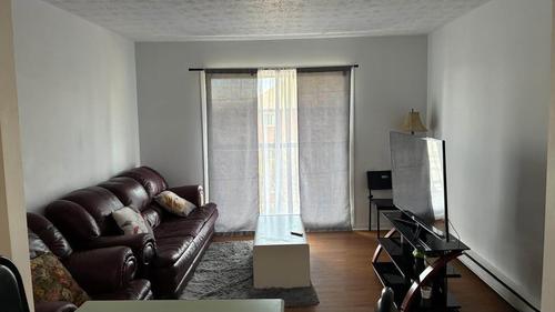 2 bedrooms apartment for rent in Sherbrooke — photo 3