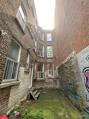 4 bedrooms apartment for rent in Montreal - Le Plateau-Mont-Royal — photo 15