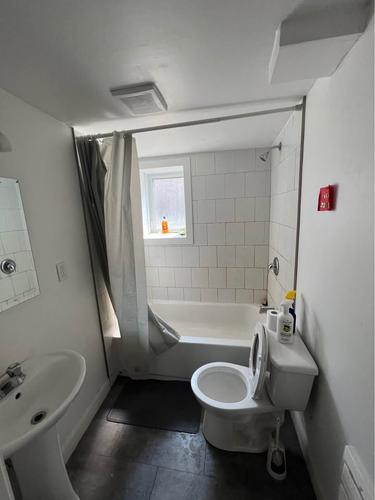 Studio for rent in Québec - La Cité-Limoilou — photo 4