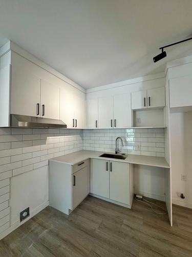 2 bedrooms apartment for rent in Sherbrooke — photo 6