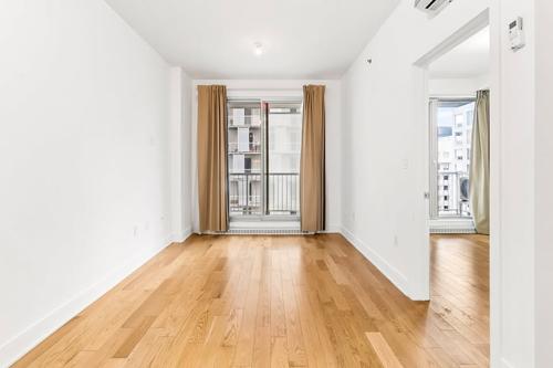 2 bedrooms apartment for rent in Montreal - Ville-Marie — photo 2