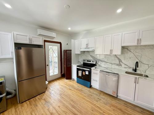 Appartement de 2 chambres à louer à Montreal - Ville-Marie — photo 2