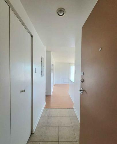 Appartement de 2 chambres à louer à Laval — photo 2