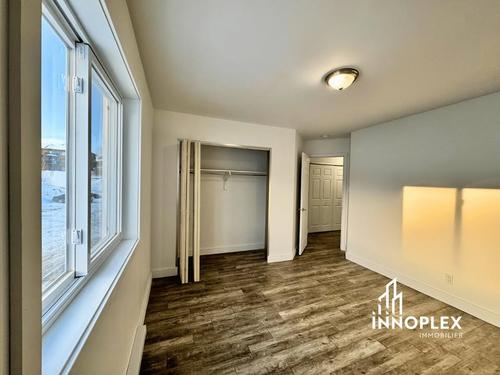 3 bedrooms apartment for rent in Sherbrooke — photo 11