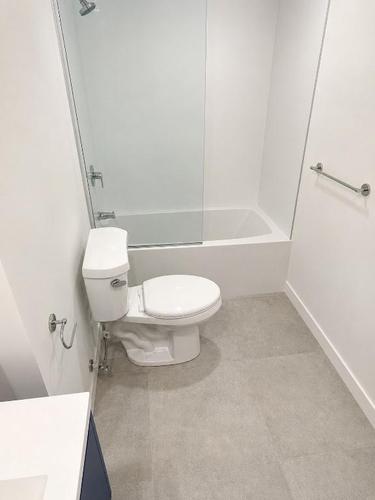 2 bedrooms apartment for rent in Laval — photo 8