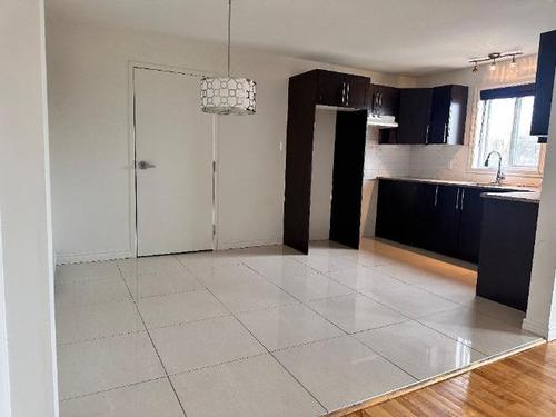 2 bedrooms apartment for rent in Laval — photo 3