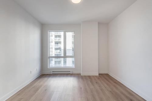2 bedrooms apartment for rent in Laval — photo 12