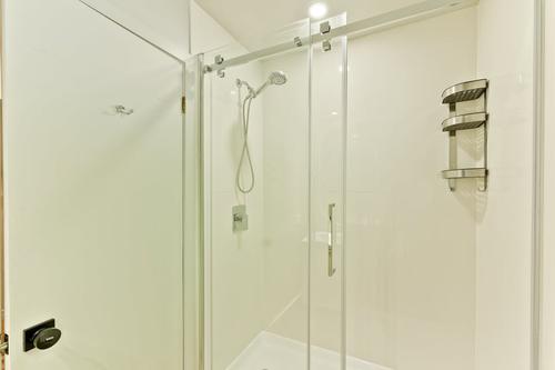 3 bedrooms apartment for rent in Sherbrooke — photo 8
