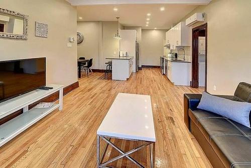 Appartement de 4 chambres à louer à Montreal - Le Plateau-Mont-Royal — photo 2