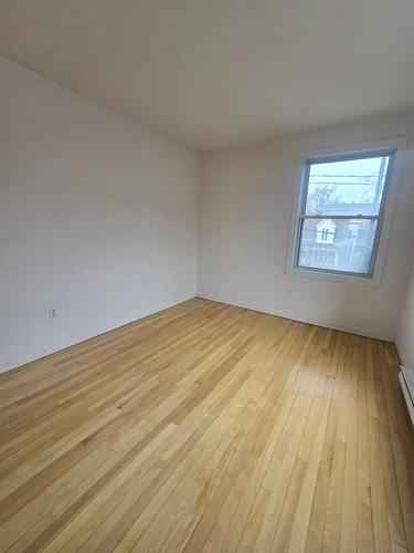 2 bedrooms apartment for rent in Sherbrooke — photo 16