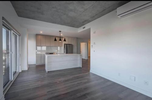 3 bedrooms apartment for rent in Laval — photo 2