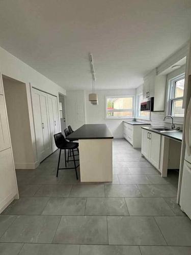 Appartement de 3 chambres à louer à Québec - Sainte-Foy–Sillery–Cap-Rouge — photo 2