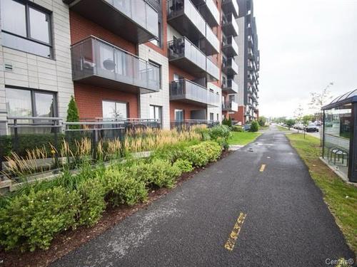 2 bedrooms apartment for rent in Laval — photo 2